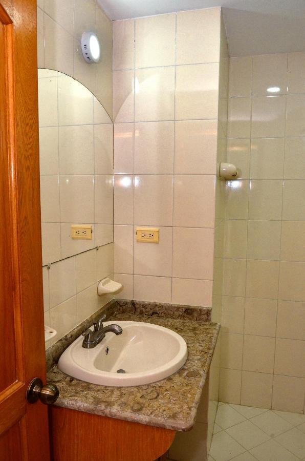 Apartamentos El Penon Del Rodadero Vista Al Mar - By Apartamar Santa Marta Εξωτερικό φωτογραφία